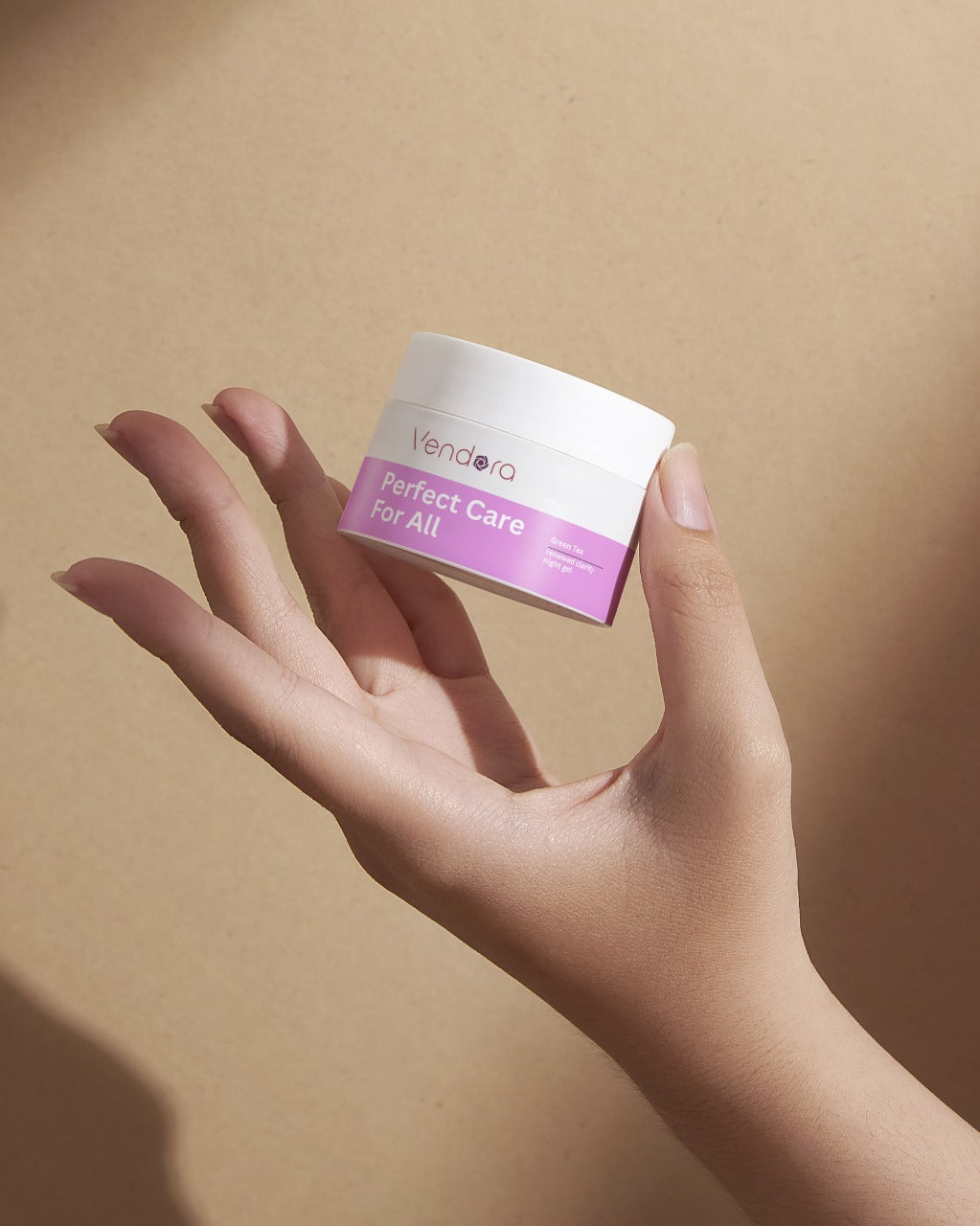 Vendora Oil-Free Night Cream | Glow-Boosting Hydration + Exfoliation with Green Tea & Licorice | 50ml